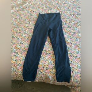 High Rise Navy Wunder Under Leggings - Size 4